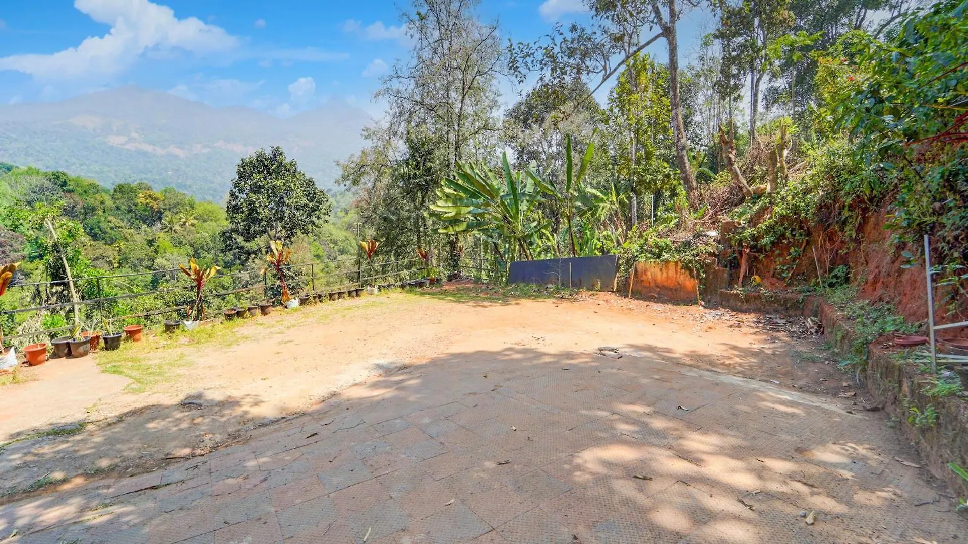 Super Collection O Kunchithanny Road Munnar Formerly Indeevaram Resort Anachal